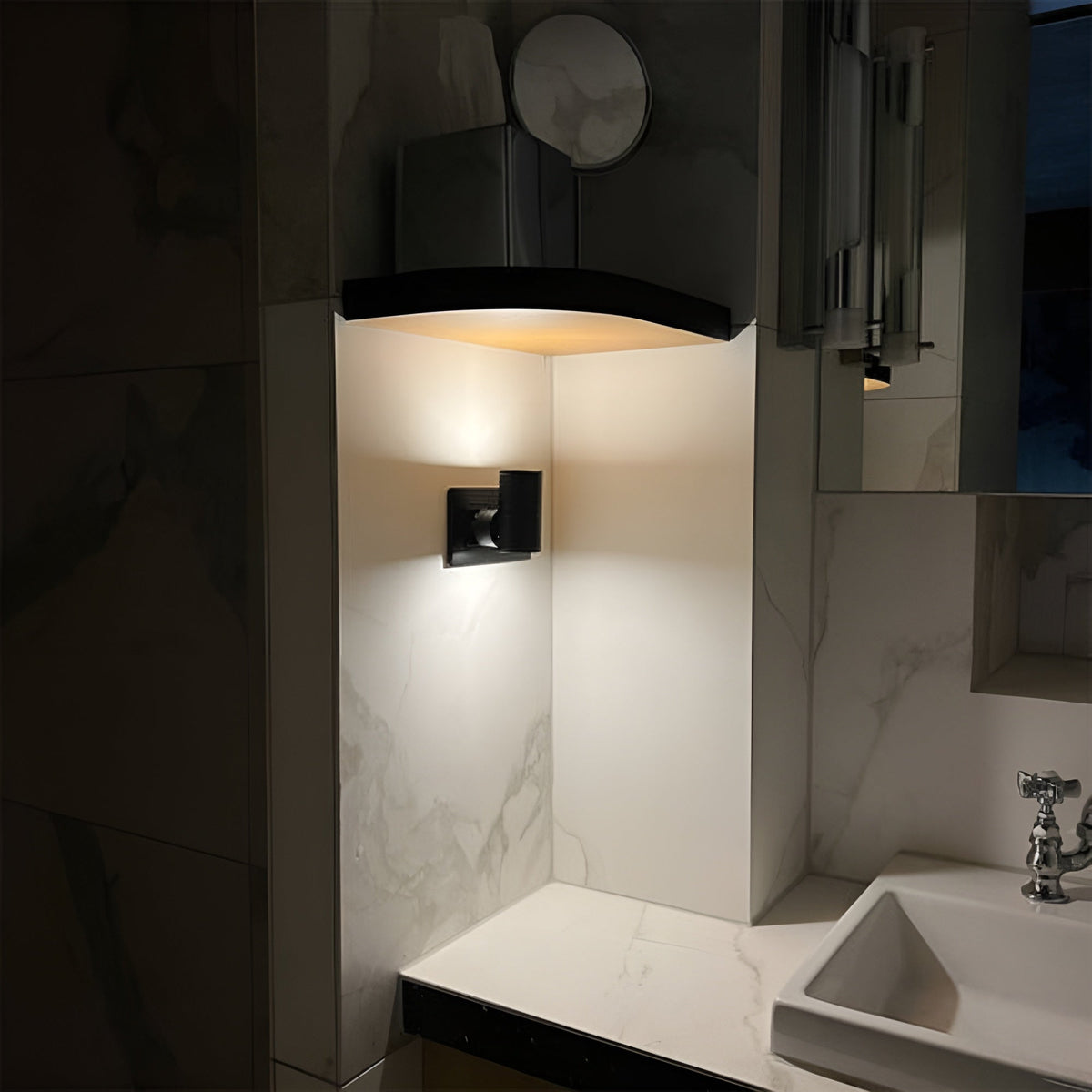 LED Plug-in Night Light – Dimmable