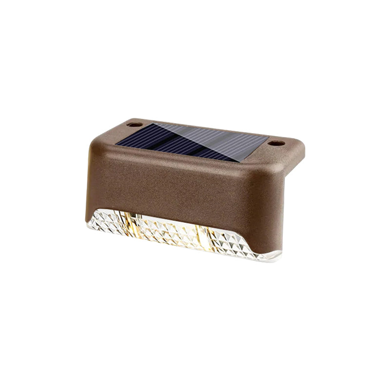 LED solar outdoor light with dusk sensor
