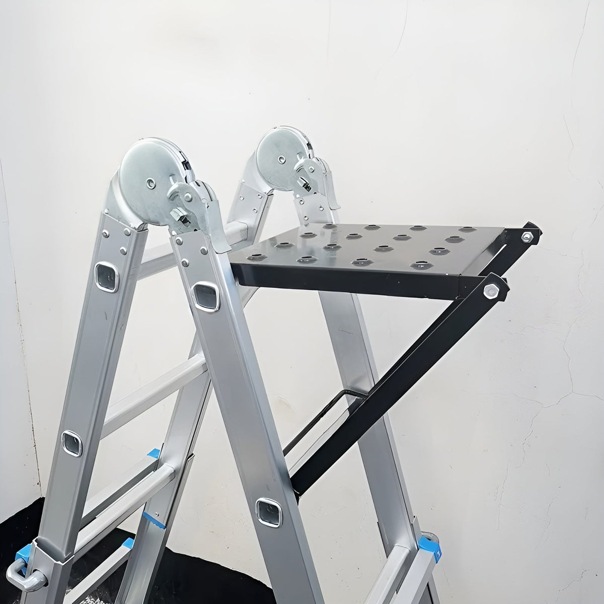 LadderHelper Leiterplattform Detailansicht der Befestigung