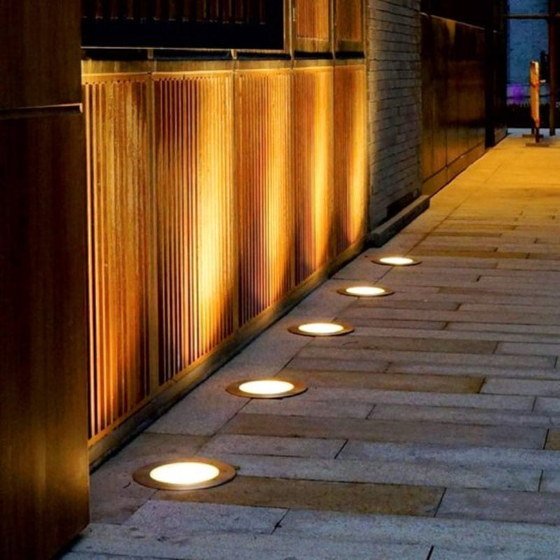 LEDSolar – LED solar lights for garden and lawn, set of 4