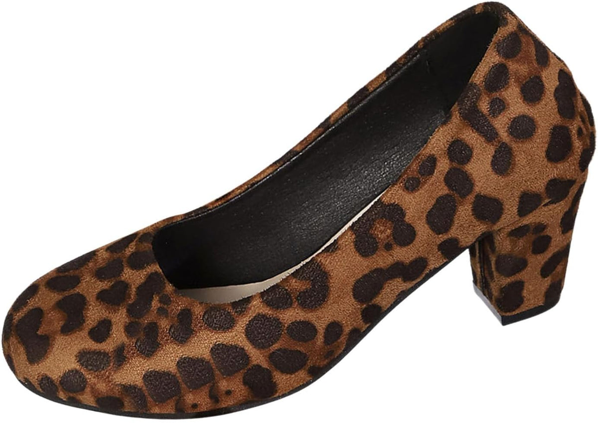 Traditional women's Oktoberfest shoes, velvet leopard print pumps