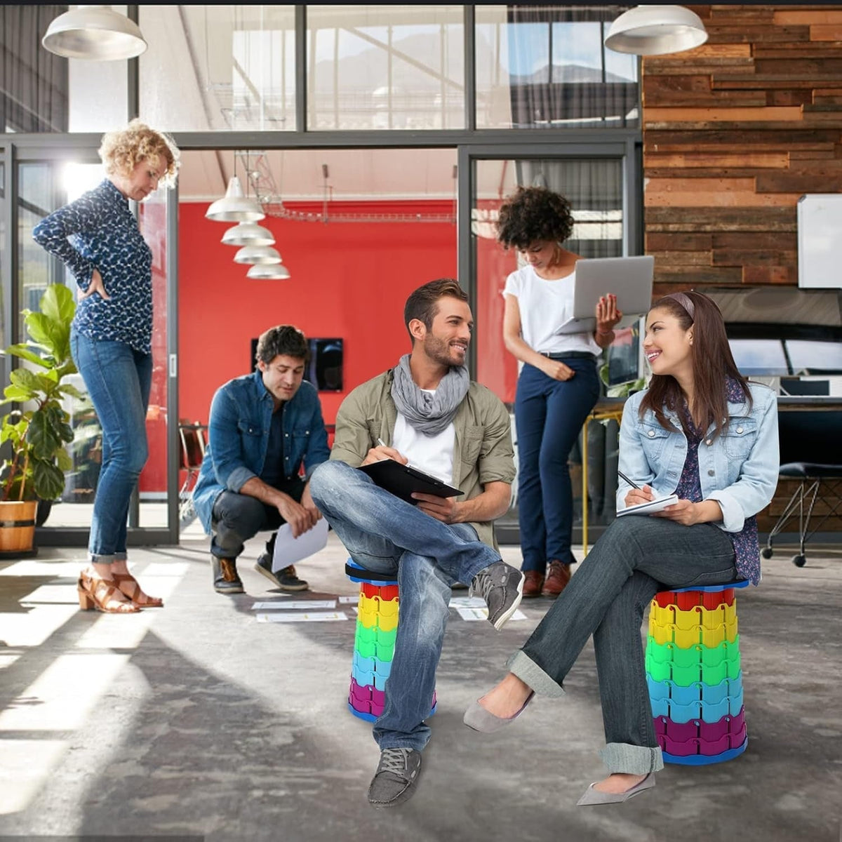 FoldingStool – Lightweight folding stool for on the go