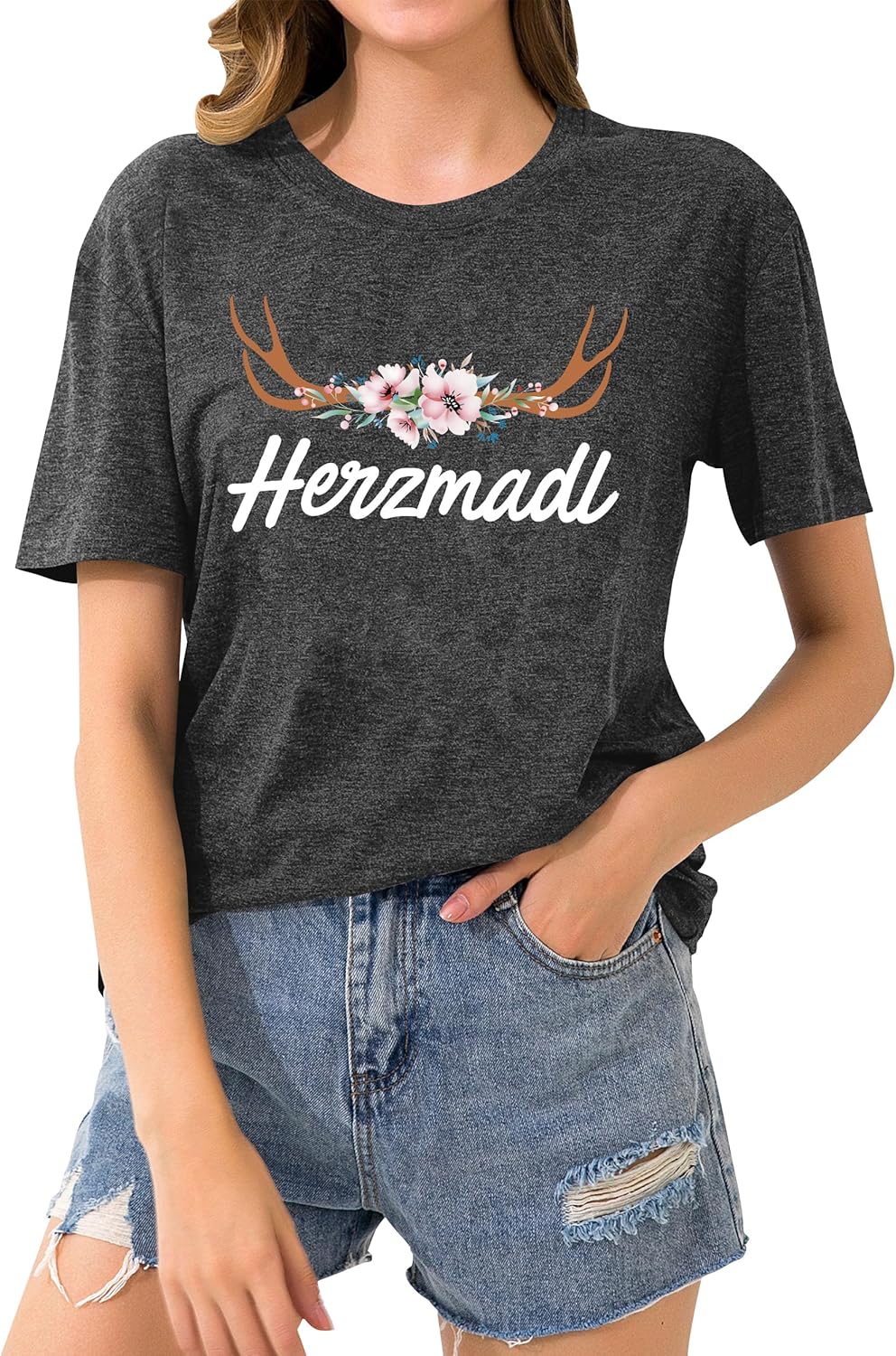 Oktoberfest Women's Short Sleeve T-Shirt, Heart Girl Wiesn Shirt