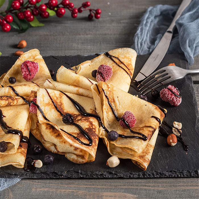CrepeMaker – Electric crepe maker with even heat distribution