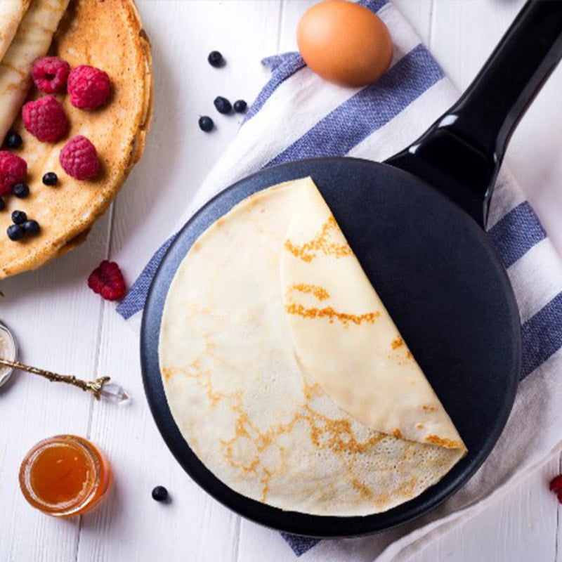 CrepeMaker – Electric crepe maker with even heat distribution