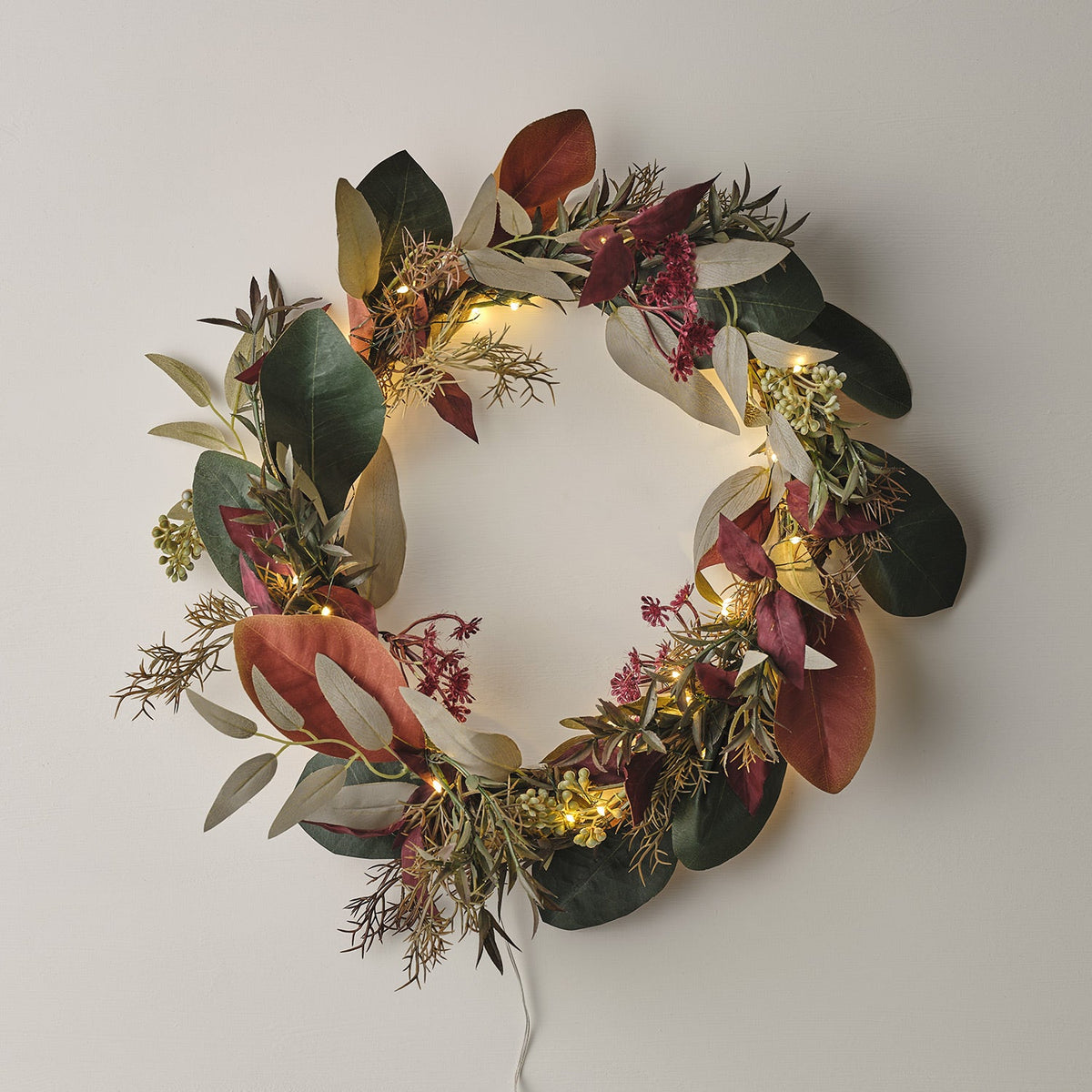 Autumn and winter wreath with micro LED string lights – 40 cm