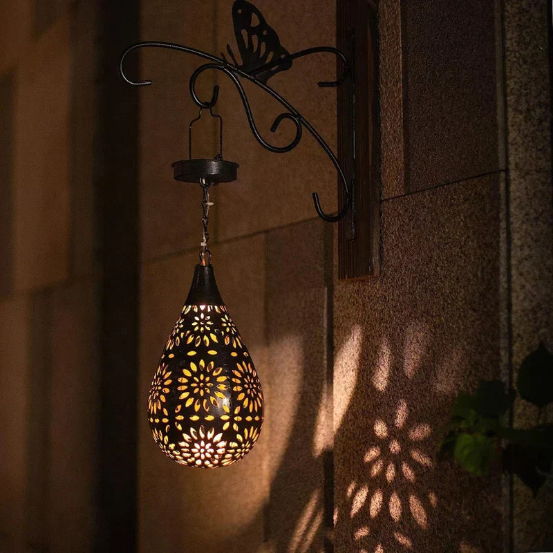 DropLight – Solar-Powered Outdoor Garden Lighting