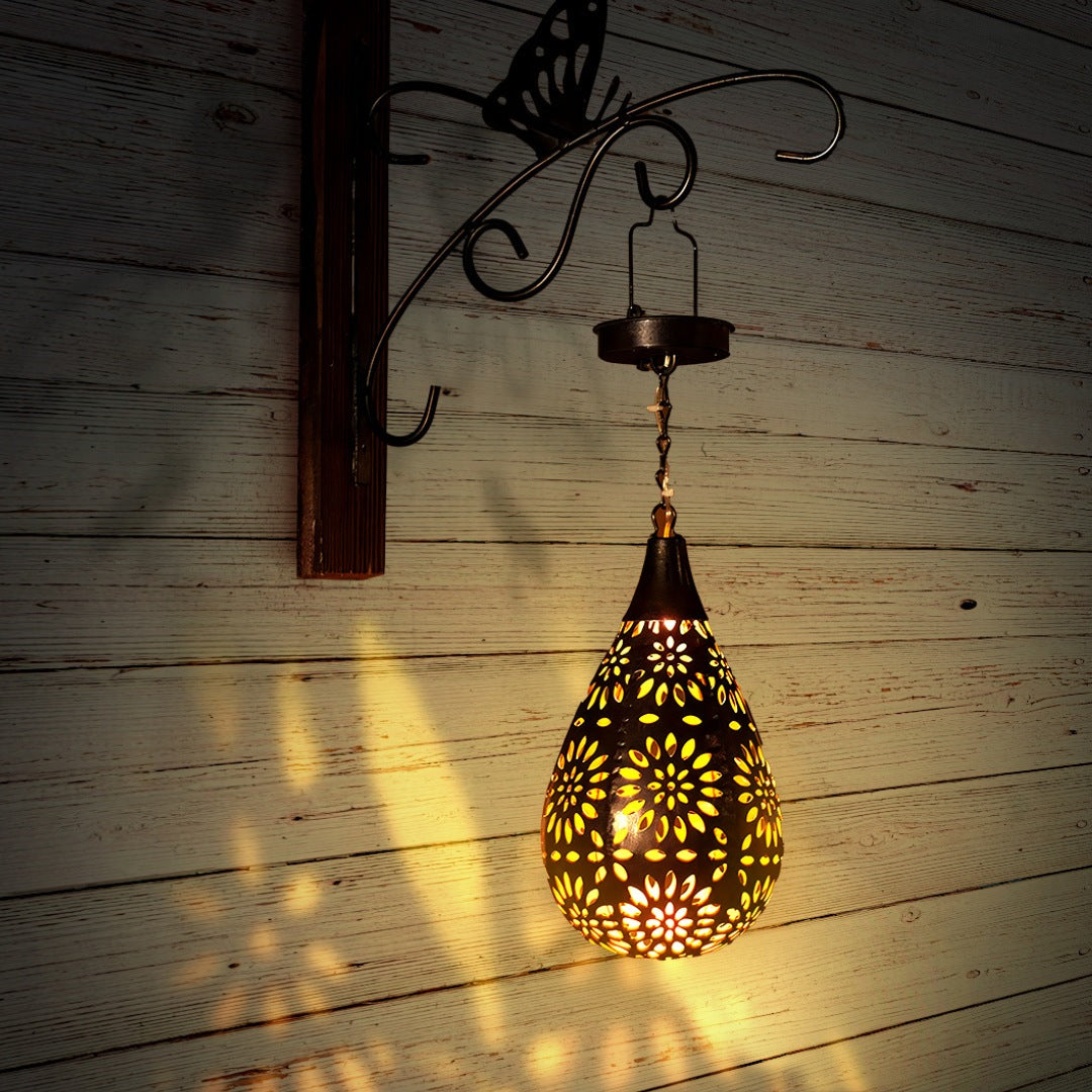 DropLight – Solar-Powered Outdoor Garden Lighting