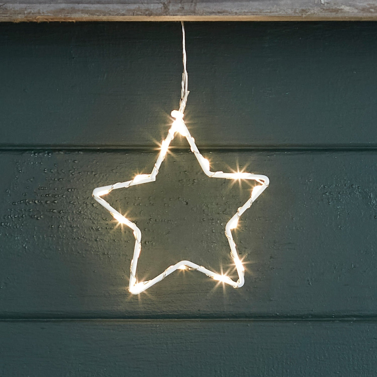 90 LED Star Garland – Warm White Indoor and Outdoor