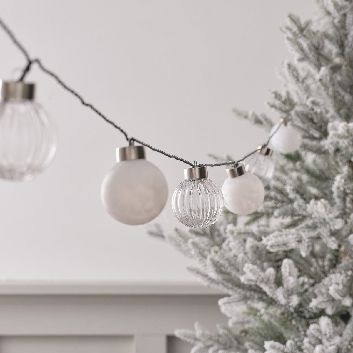 LED Christmas tree bauble fairy lights warm white – 25 count