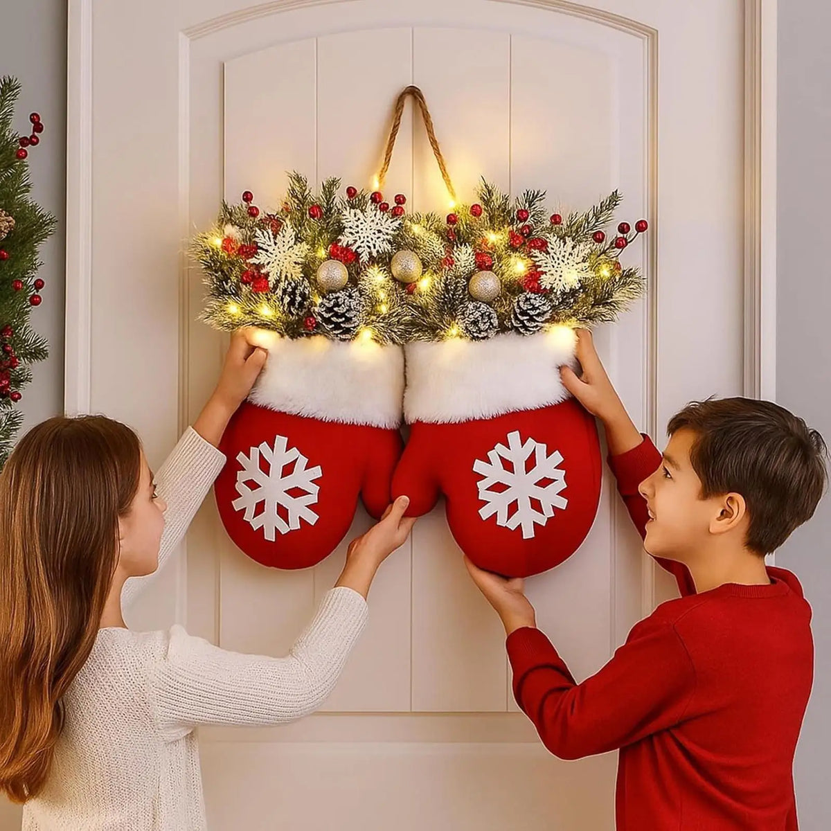 LED Christmas Wreath Mitten Shape – Battery Operated