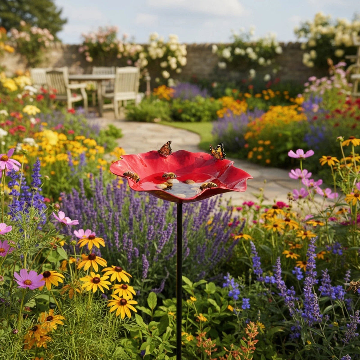 Flower-shaped bird bath for garden & balcony