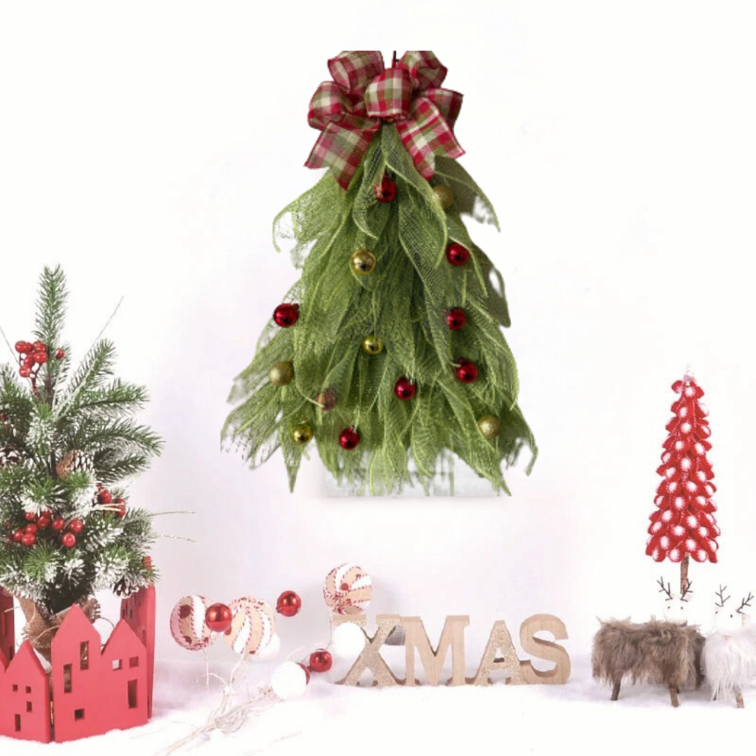 Christmas Wreath Door and Wall Decoration – Classic Design