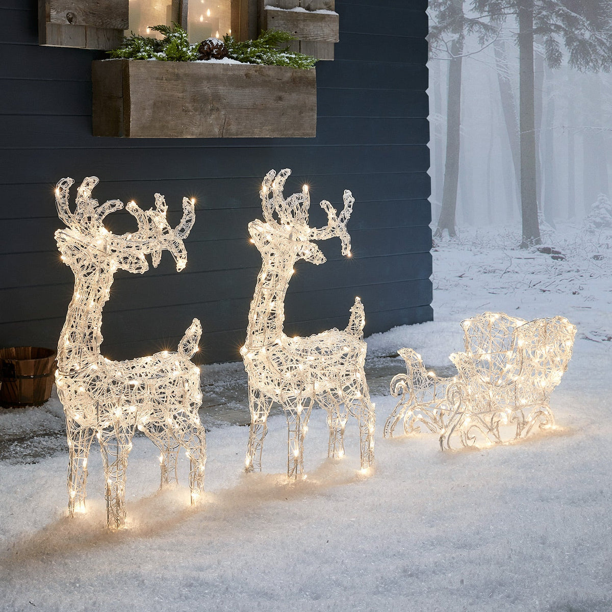Bicolor LED Reindeer with Sleigh – Swinsty Outdoor