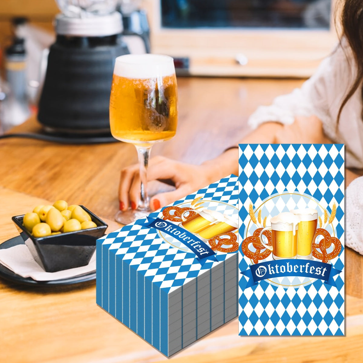 Oktoberfest paper napkins, Bavarian diamond pattern, 120 count
