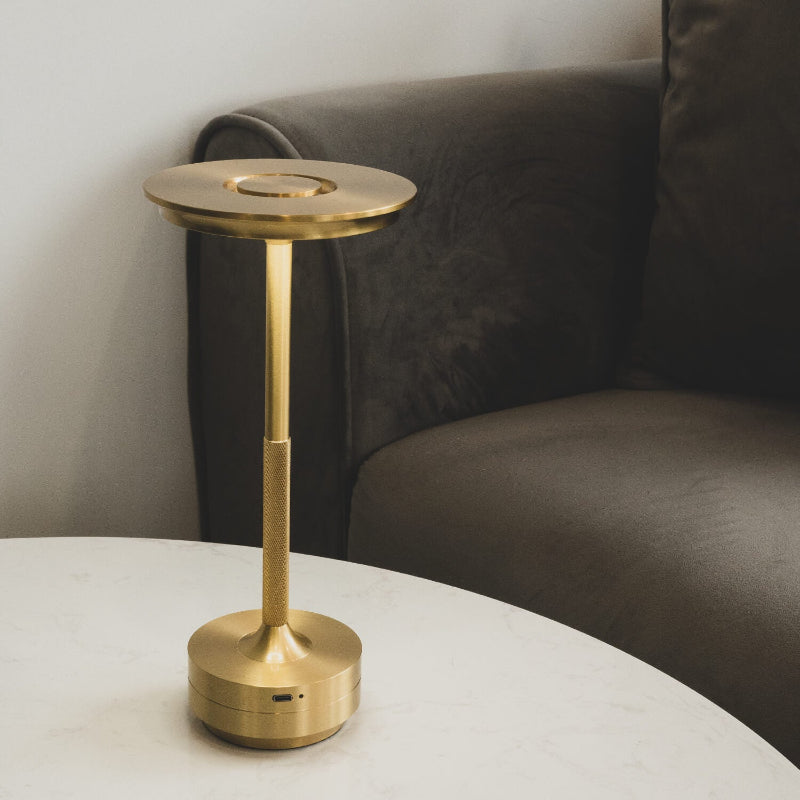LuxeLamp – Touch bedside lamp with three light colors