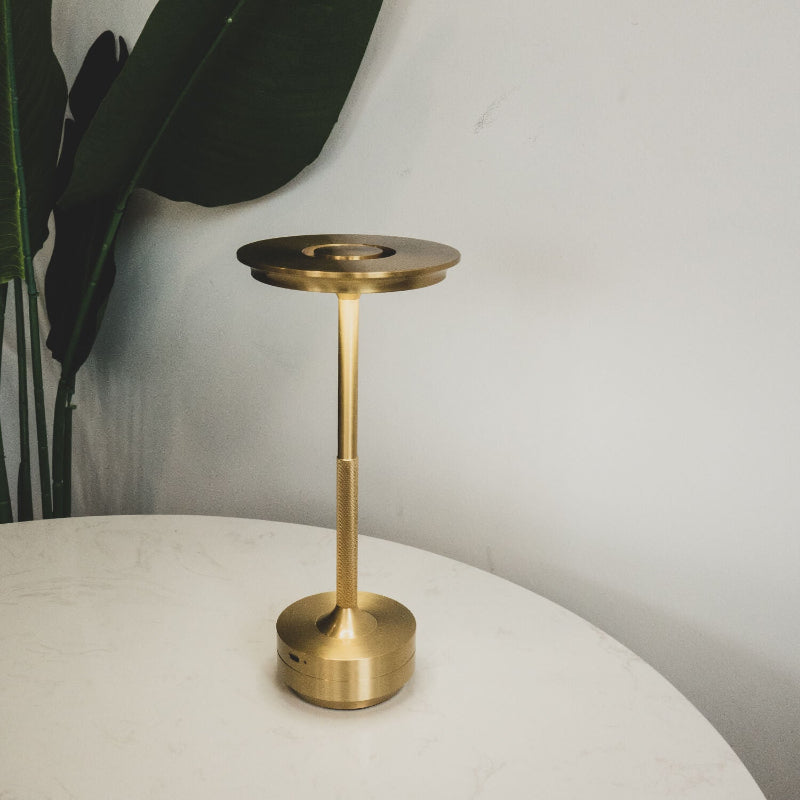 LuxeLamp – Touch bedside lamp with three light colors