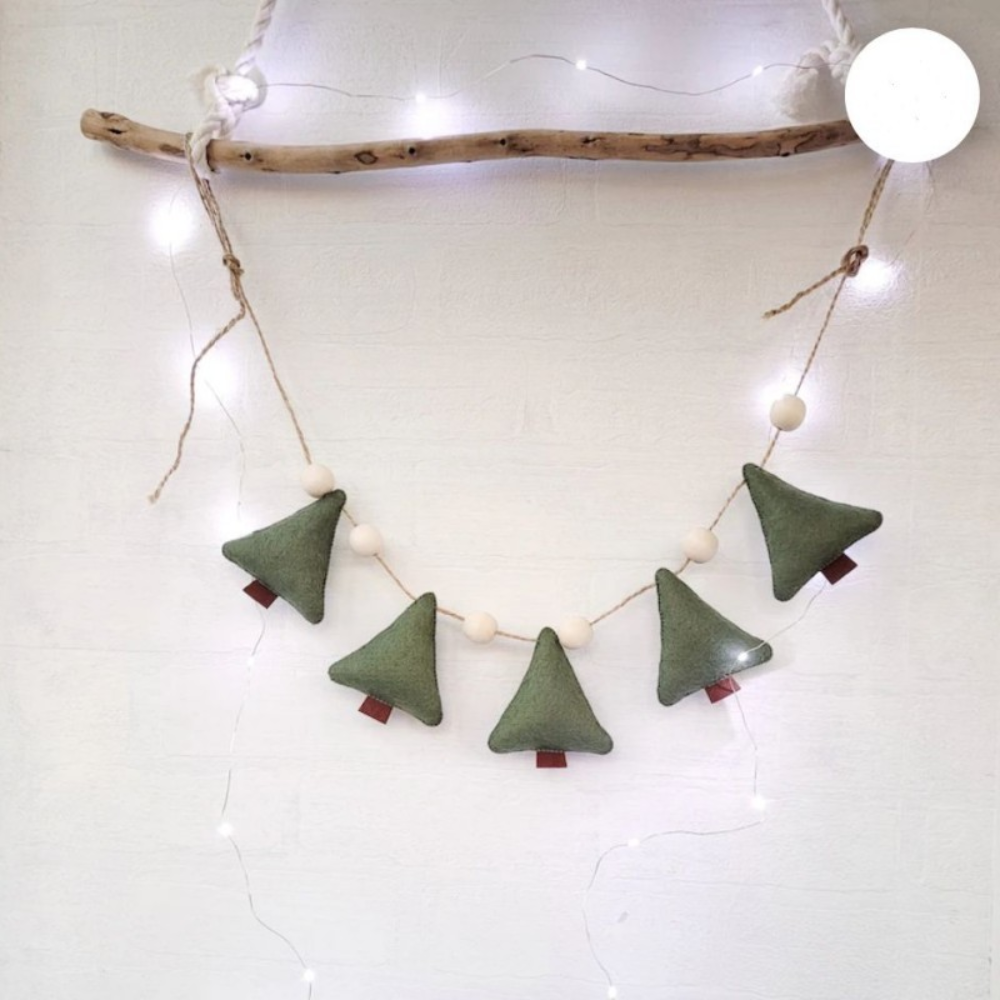 Felt Christmas Garland – Fir Branch Decoration for Interiors