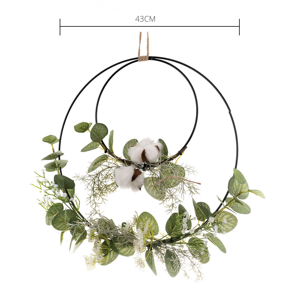 Modern Eucalyptus Christmas Wreath – LED compatible