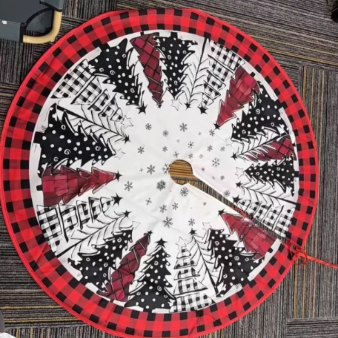 Round Patchwork Christmas Tree Skirt – Padded Christmas Tree Mat