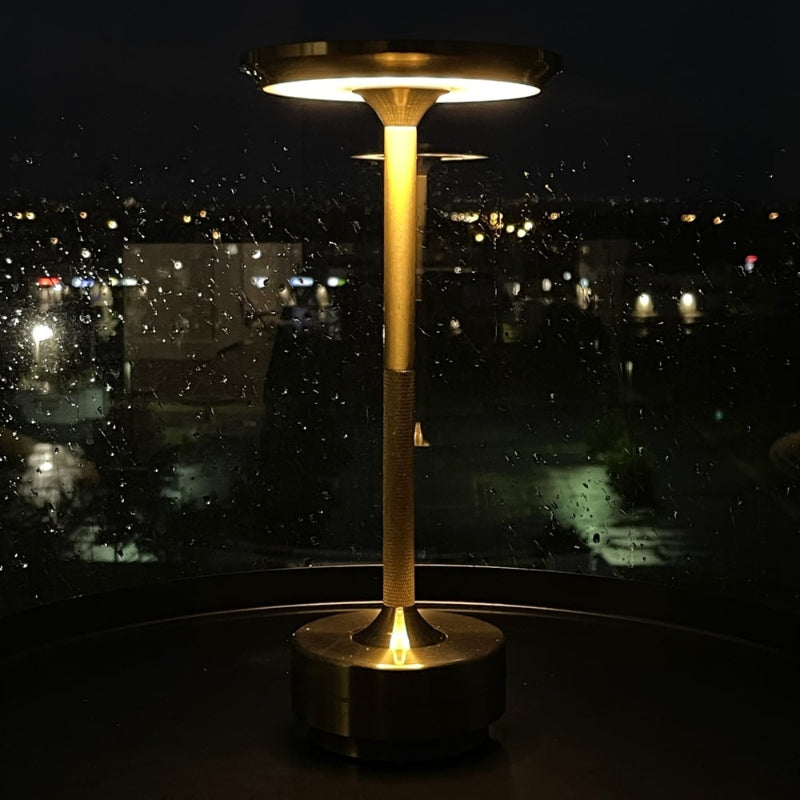 LuxeLamp – Touch bedside lamp with three light colors
