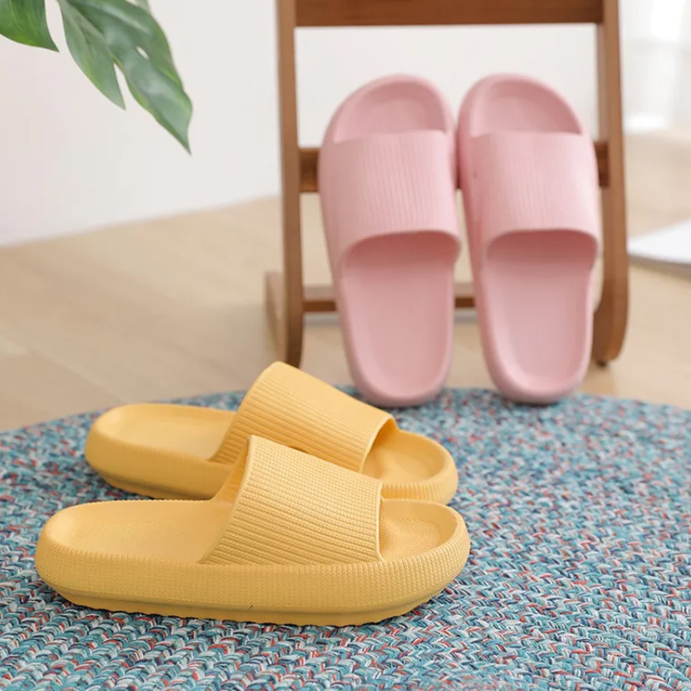 ComfySlippers Rueckansicht gelb und pink