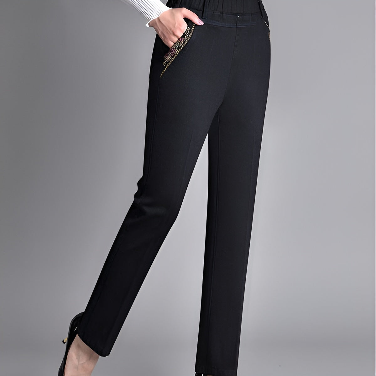 CasualJeans High-Waisted Straight-Leg Stretch Jeans