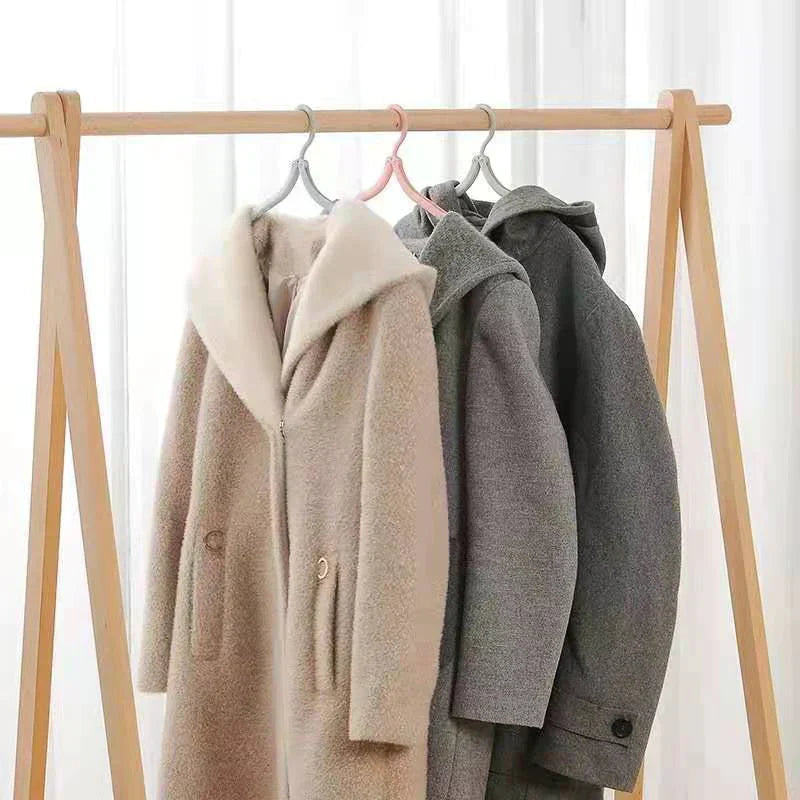 TravelHanger Foldable Travel Clothes Hanger