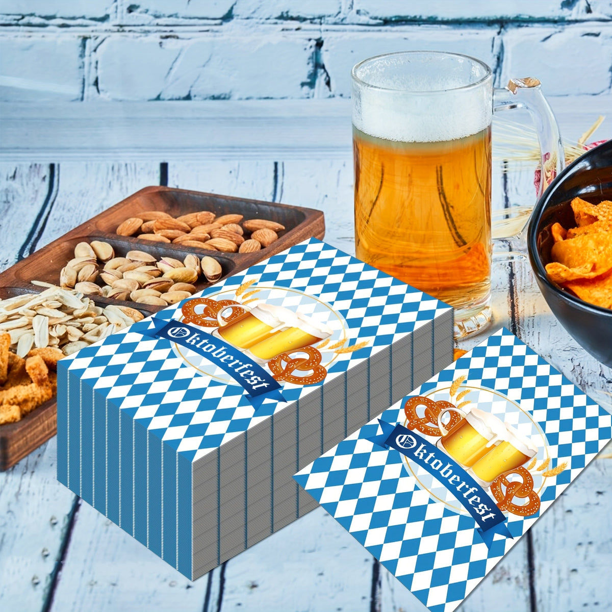 Oktoberfest paper napkins, Bavarian diamond pattern, 120 count