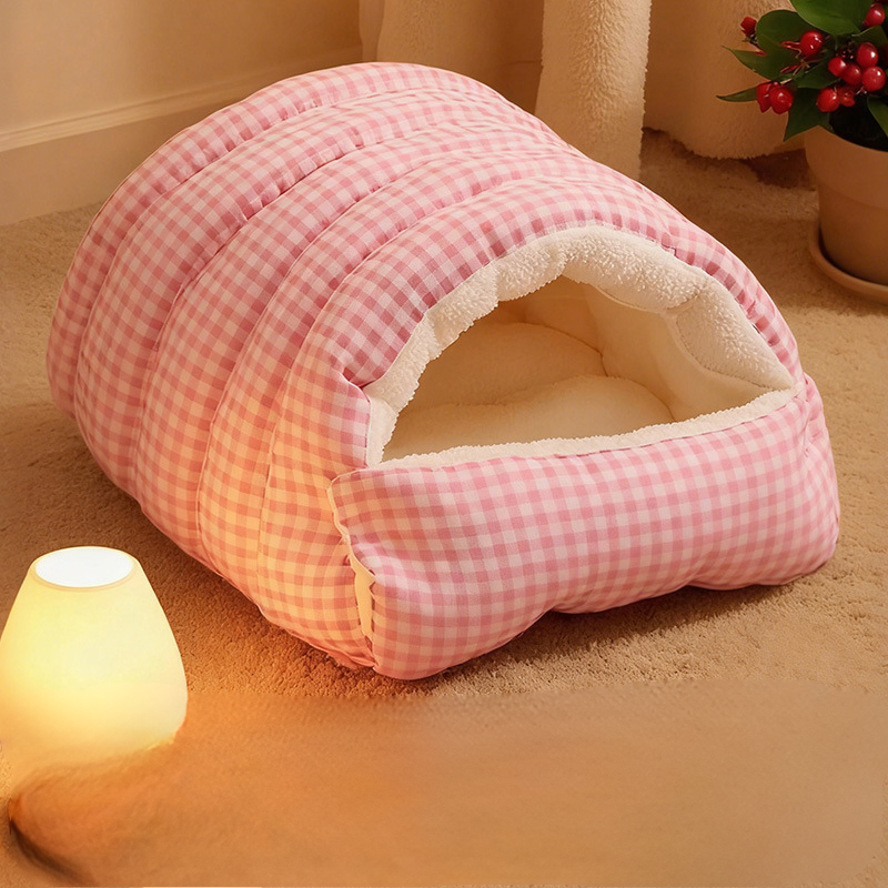 Pet House for Dogs & Cats – Cozy Animal House, Sleeping Den & Pet Bed for Winter