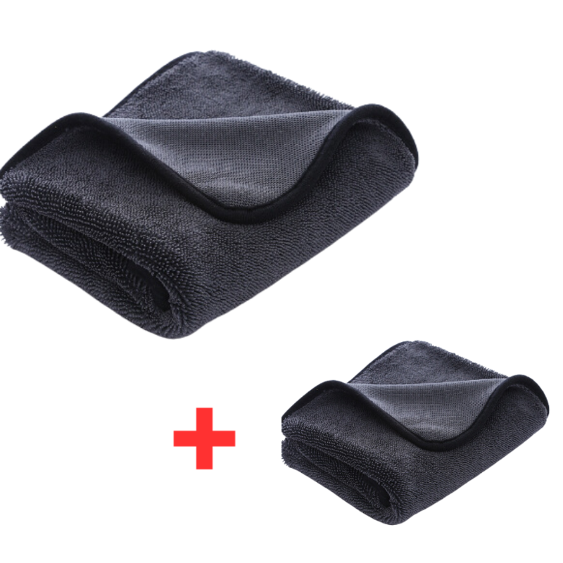 Zwei CleaningTowel Mikrofasertücher im Lieferumfang