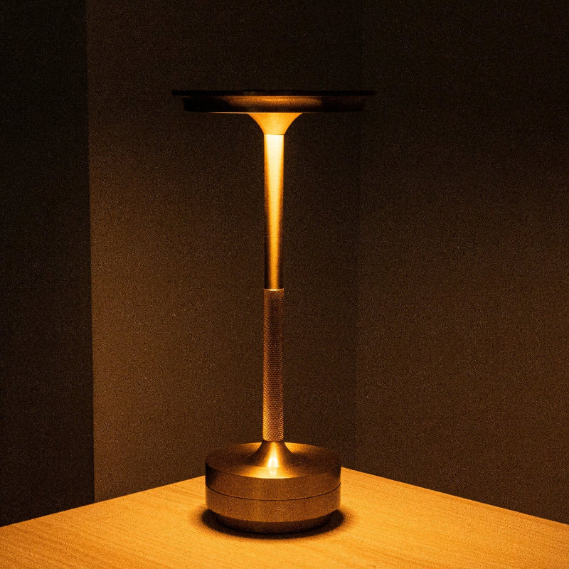 LuxeLamp – Touch bedside lamp with three light colors