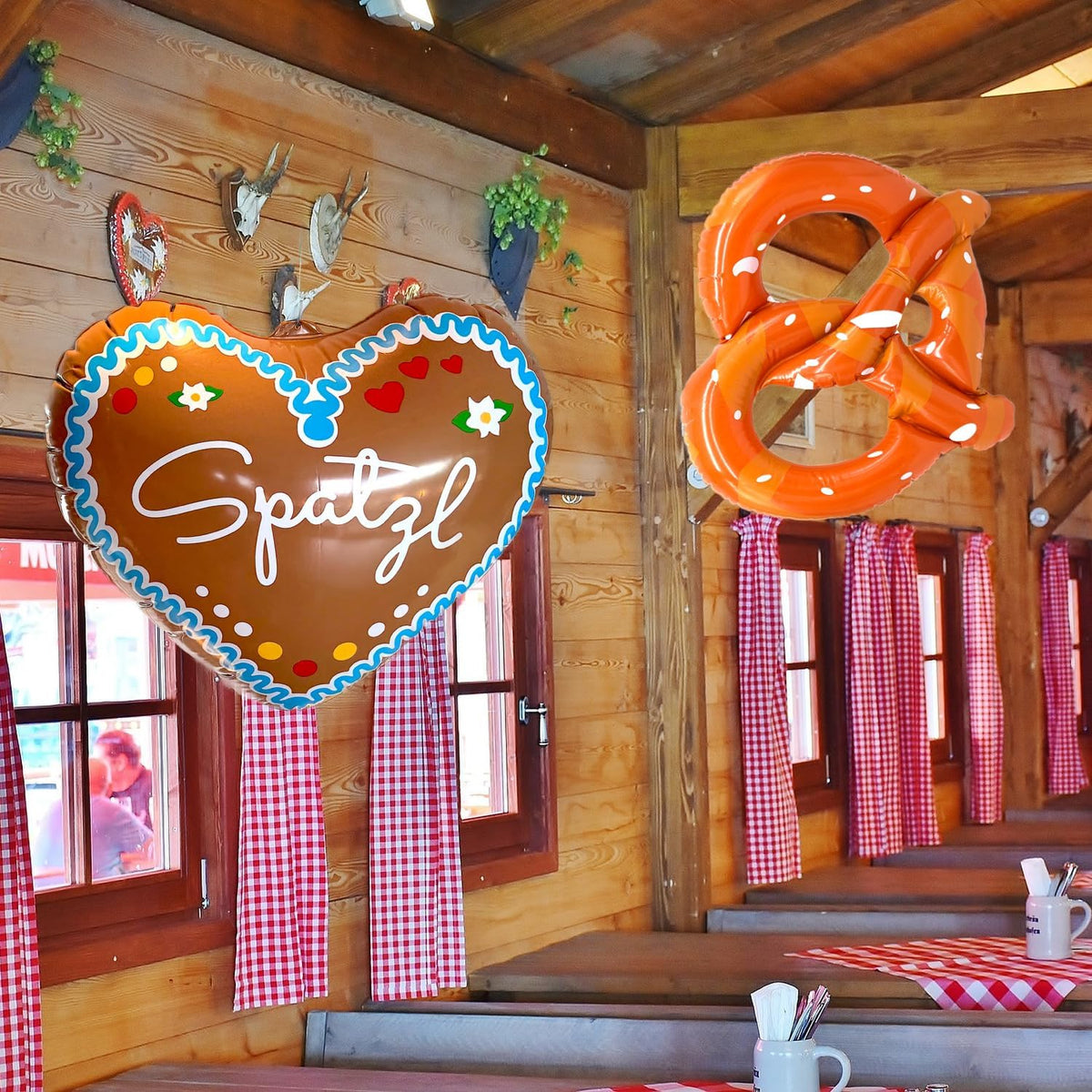 Oktoberfest Decorations: Inflatable Pretzels, XL, Set of 3