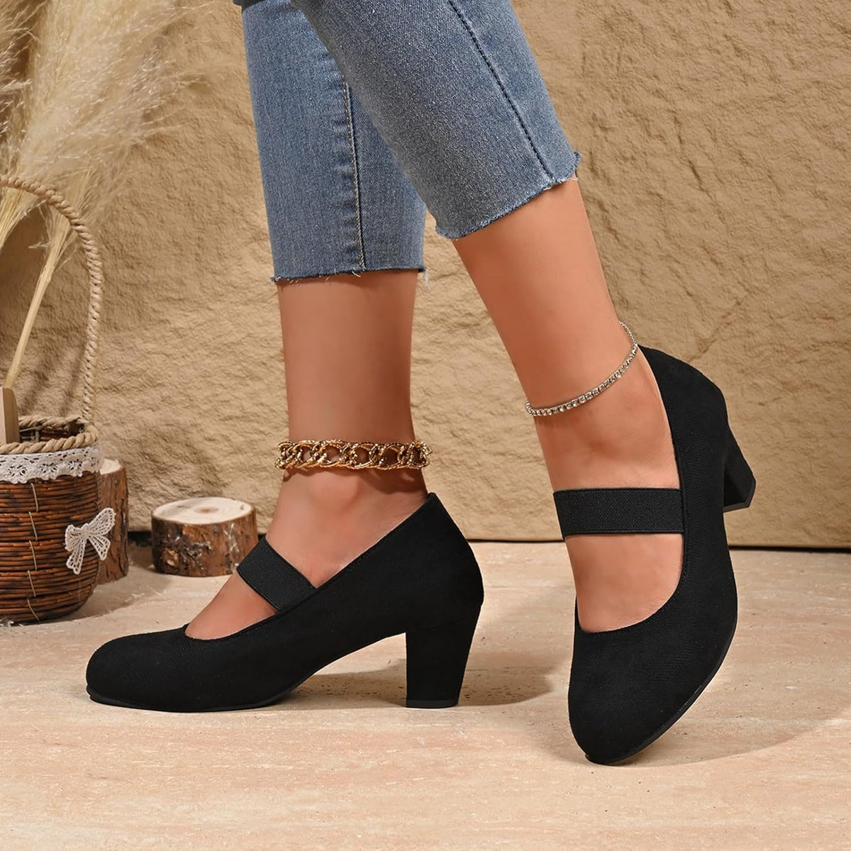 Traditional Women's Oktoberfest Shoes, Velvet Pumps with Elastic Straps