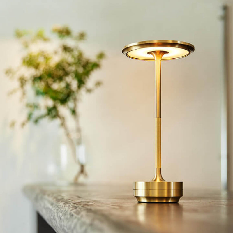 LuxeLamp – Touch bedside lamp with three light colors