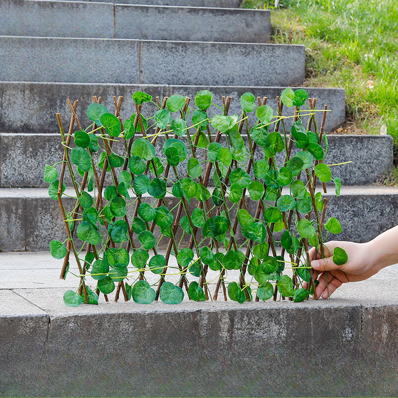 DecorativeFence – Extendable Privacy Screen Decorative Fence, Artificial Plant