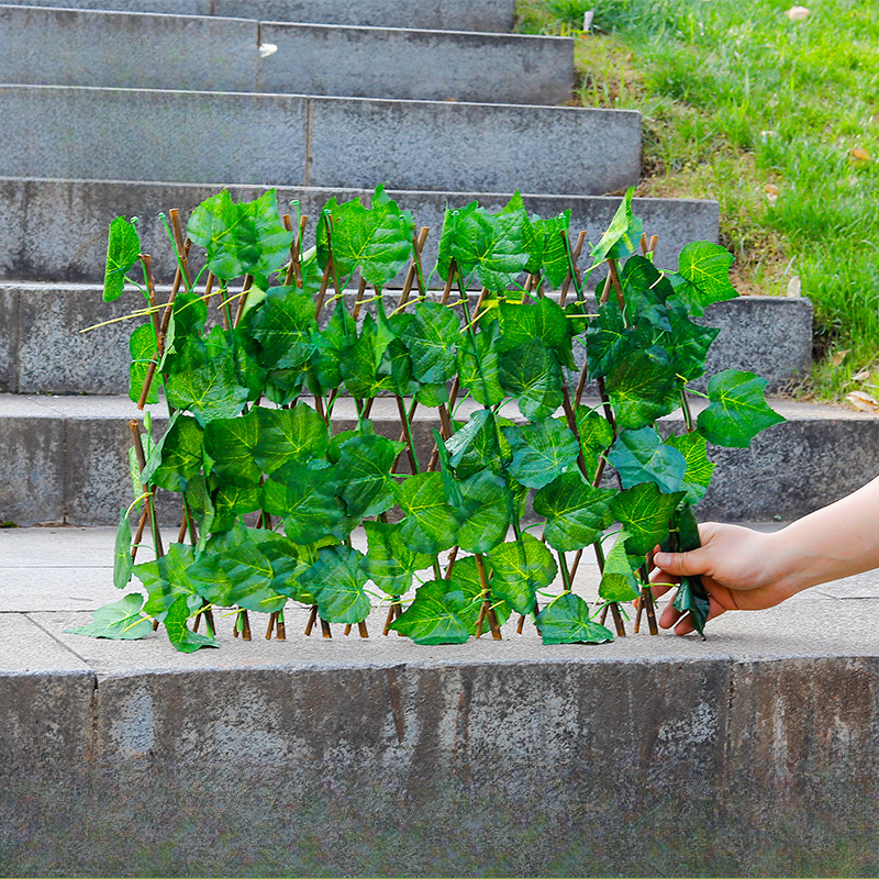 DecorativeFence – Extendable Privacy Screen Decorative Fence, Artificial Plant