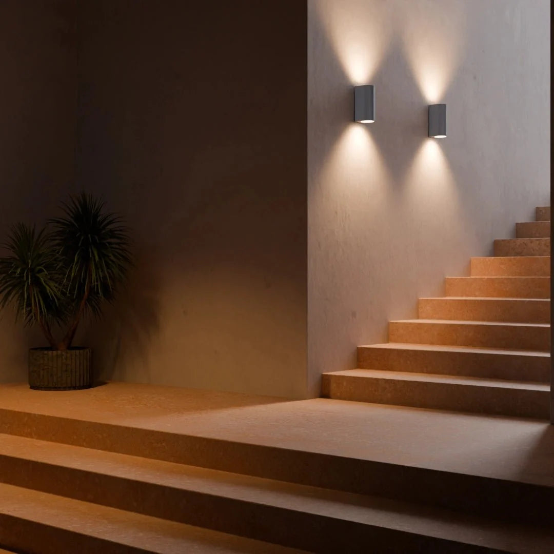 VAYA DUO Up-&-Down Wall Light, 2x GU10, IP54