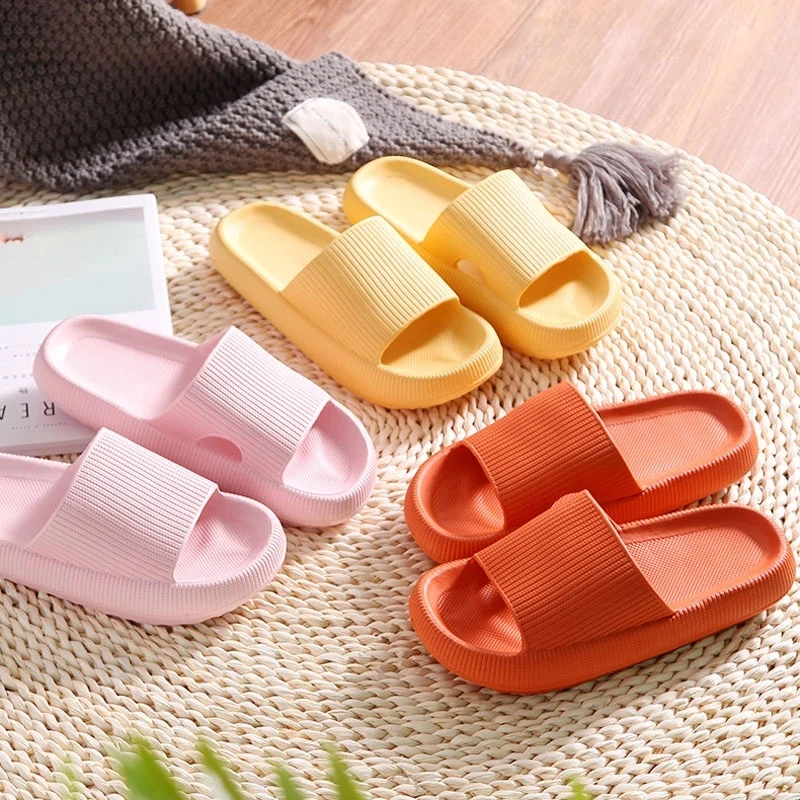 ComfySlippers Material Flexibilitaet Nahaufnahme rosa