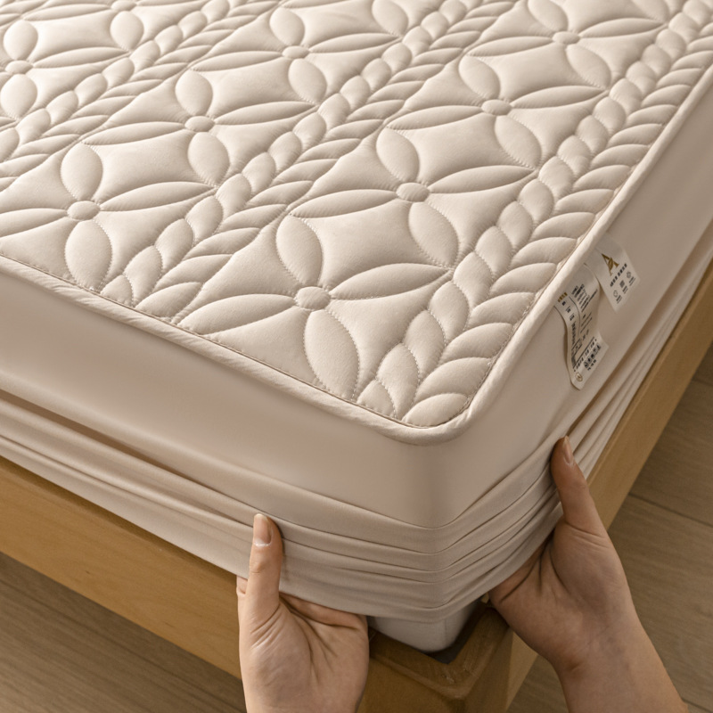 BedCover Waterproof Fitted Sheet, Breathable Mattress Protector