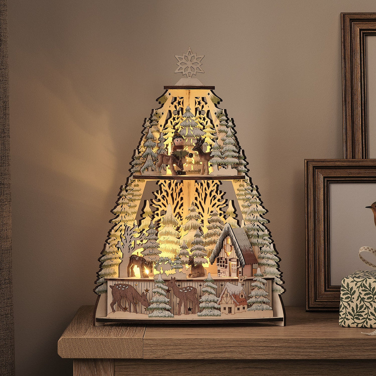 Wooden LED winter landscape with log cabin – 35 cm