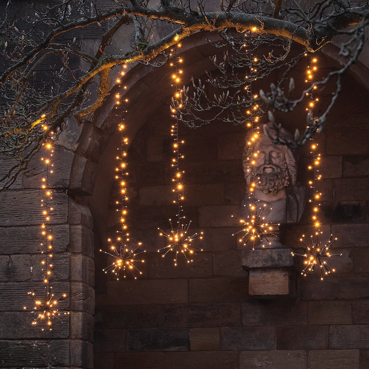 StarburstGlow LED Hanging Decoration with Flashing Effect for Outdoor Use