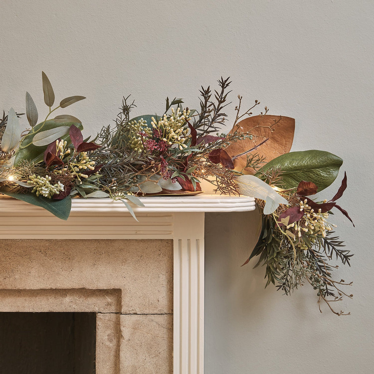 Autumn and winter garland with lighting – 1.5 m