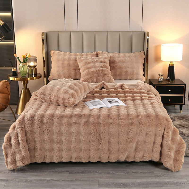Extra Thick Throw Blanket – Fluffy Plush Blanket & Warm Winter Blanket for Sofa and Bed