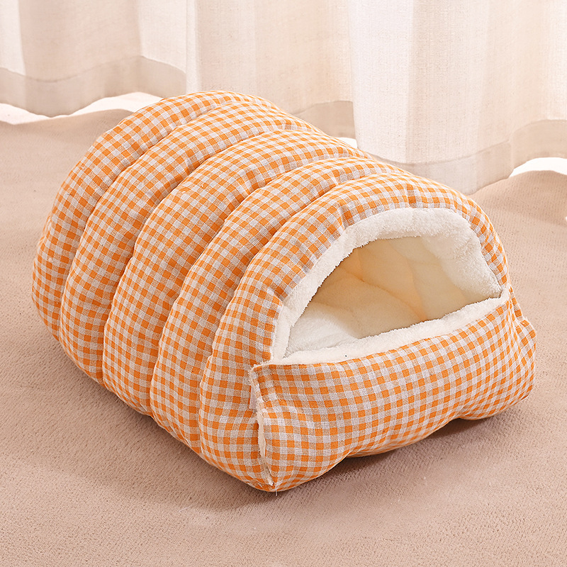 Pet House for Dogs & Cats – Cozy Animal House, Sleeping Den & Pet Bed for Winter