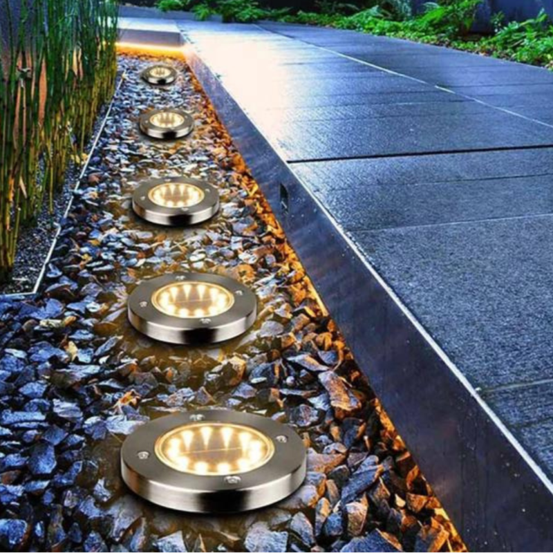 LEDSolar – LED solar lights for garden and lawn, set of 4