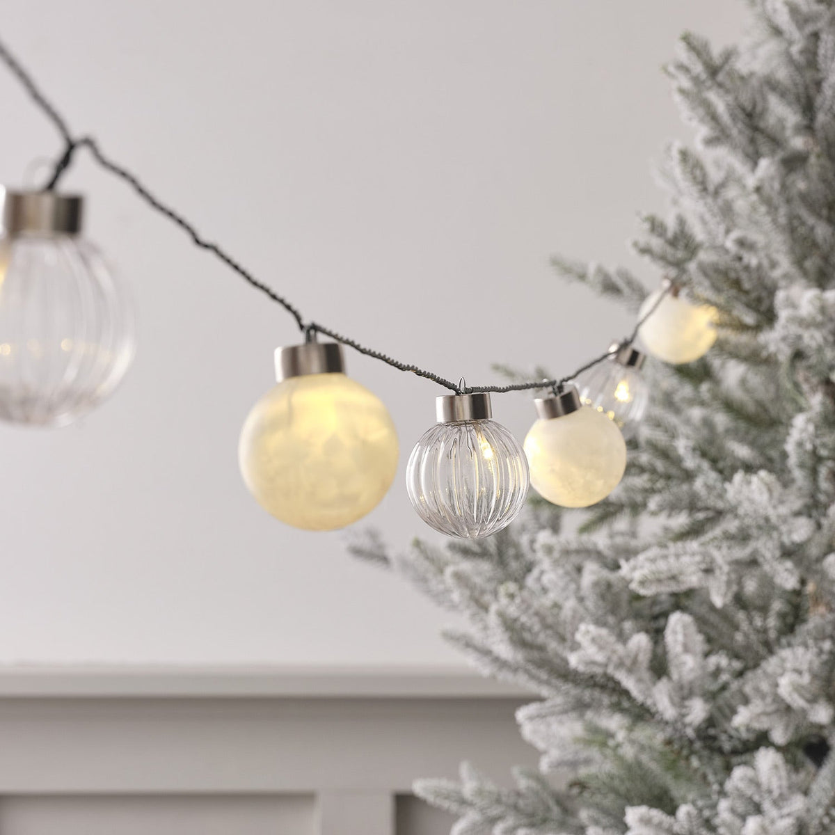 LED Christmas tree bauble fairy lights warm white – 25 count