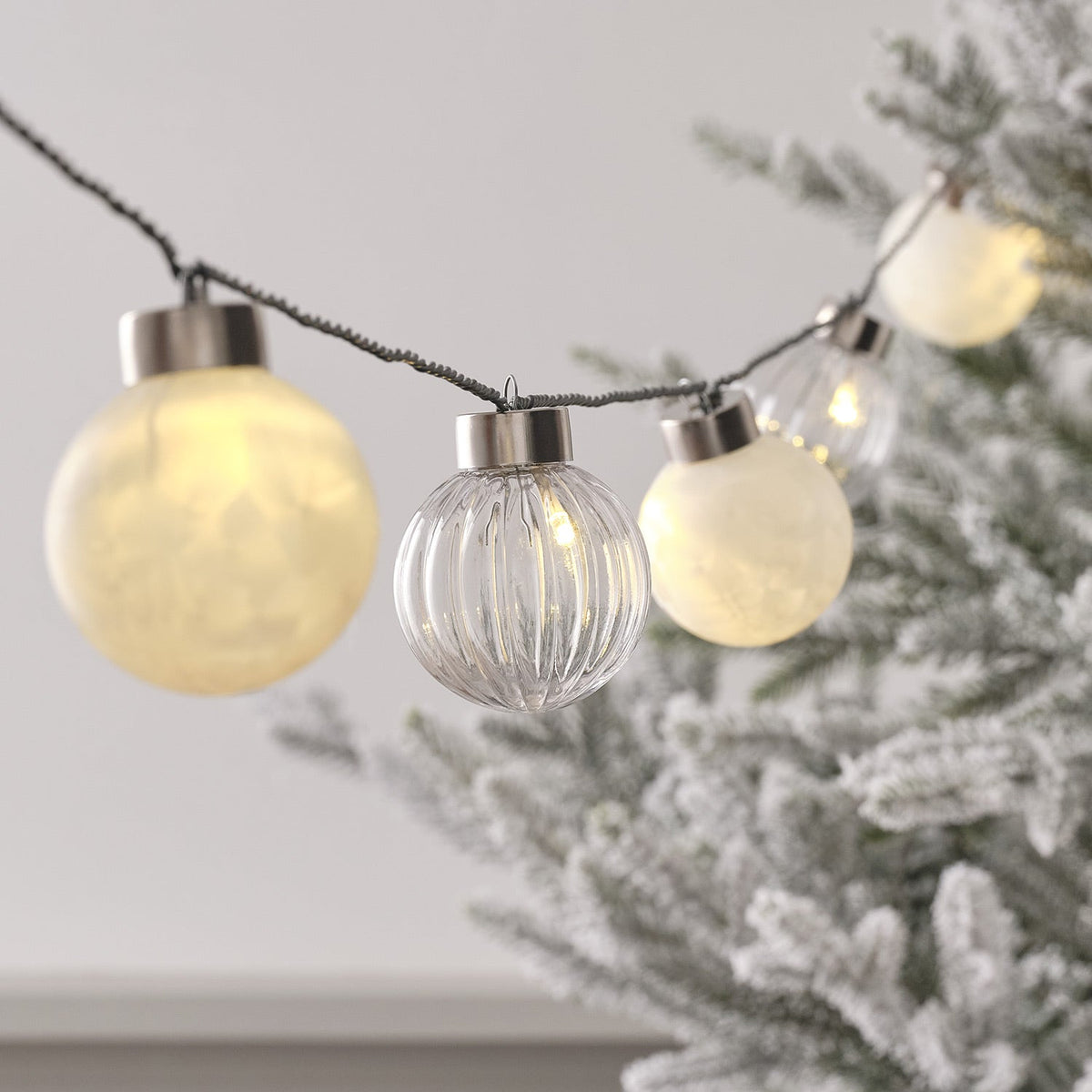LED Christmas tree bauble fairy lights warm white – 25 count