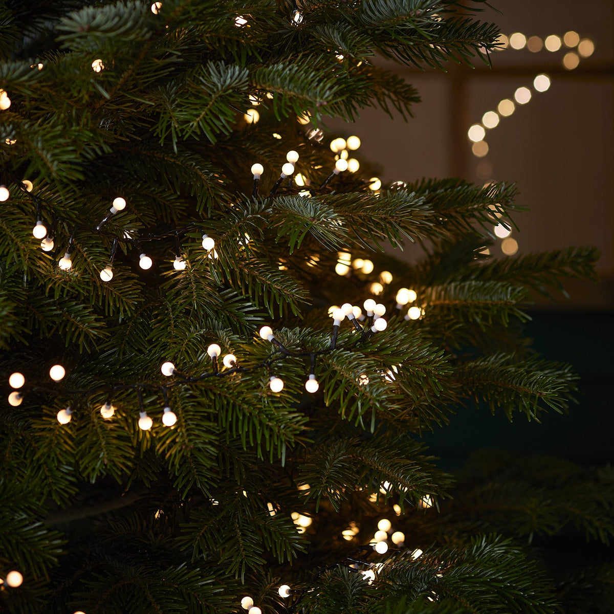 LED compact string lights, spheres, warm white – 500 count