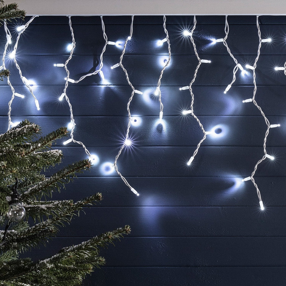 Pro Connect LED Icicle Light String White Connectable IP67 – 4 m